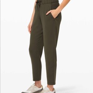 Lululemon On the Fly 7/8 Pant